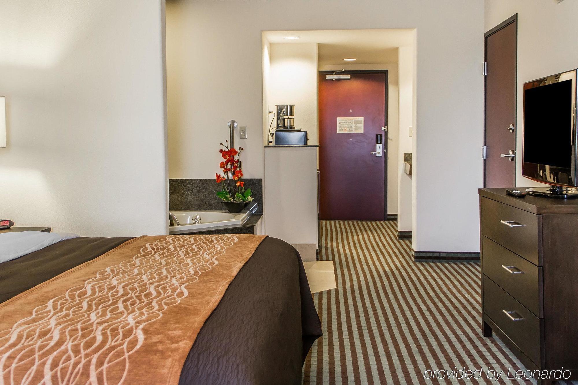 Comfort Inn & Suites Perry I-35 Exteriör bild